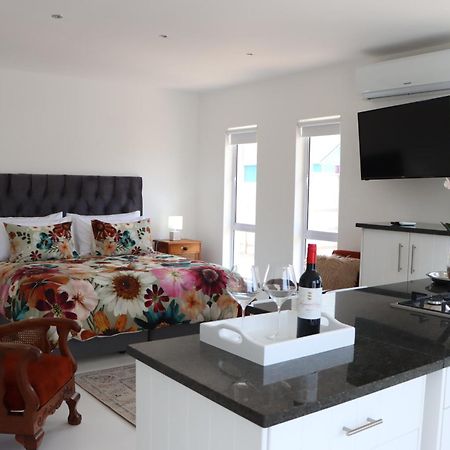 Nivenia Beach House Bettyʼs Bay Eksteriør bilde
